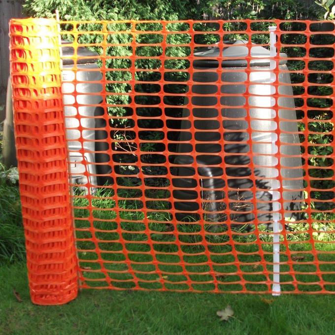 紫外線安定させたオレンジ プラスチック塀、視覚障壁のポリエチレンの網の塀